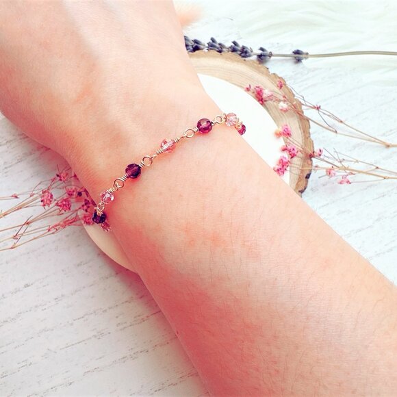 New Faceted Crystal Beads Bracelet | 14k Gold Filled | Handmade in BC - Picture 3 of 5